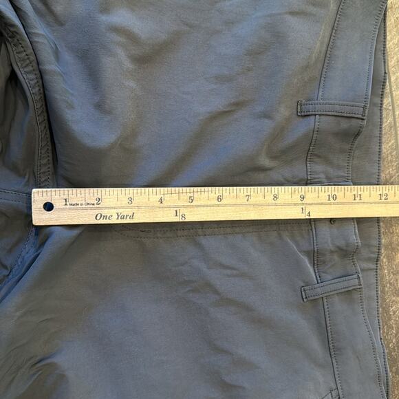 Eddie Bauer Men's Travex Horizon Guide Slim Fit Chino Pant Gray Size 40x32 - Picture 5 of 10